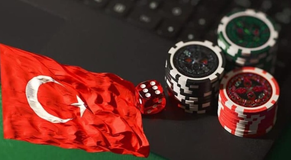 Casino with Turkish Lira.